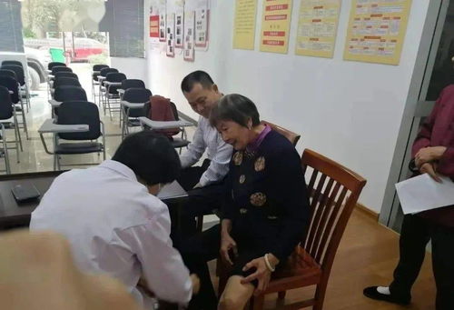 公益體檢進社區，健康服務暖人心——我縣開展新時代文明實踐活動側記